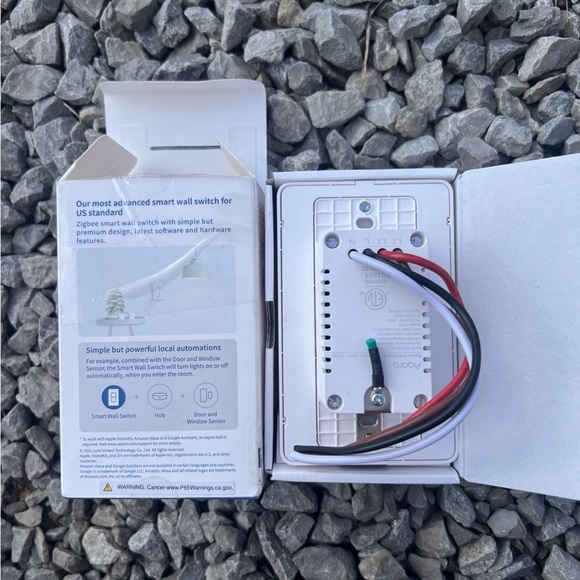 Smart wall switch - Picture 2 of 2